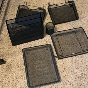 Rubbermaid Black Mesh Metal Office set